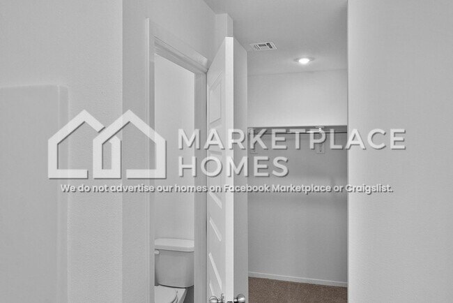 Building Photo - 29306 E 80th St S