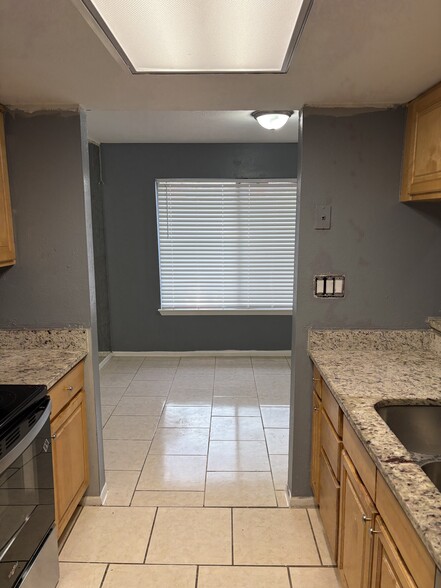 Building Photo - 4020 Billingsgate Rd