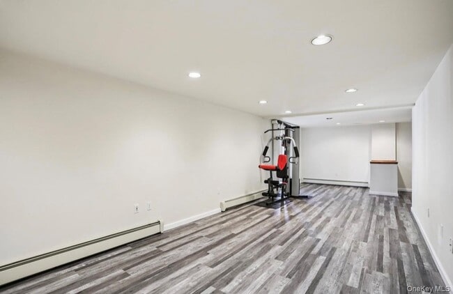 Building Photo - 53 Larkin Ln