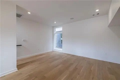 Building Photo - 406 Mulberry Ct