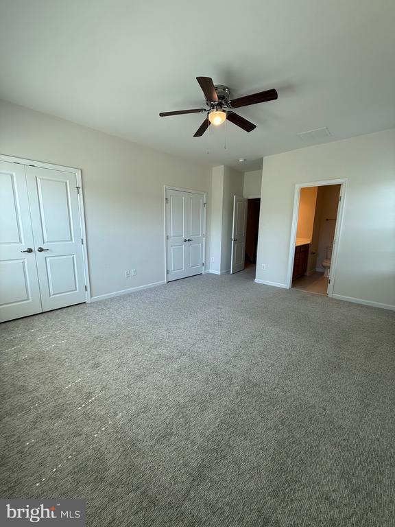 Building Photo - 123 Streamview Dr