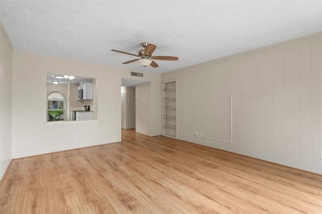 Building Photo - 5061 Amhurst Ln