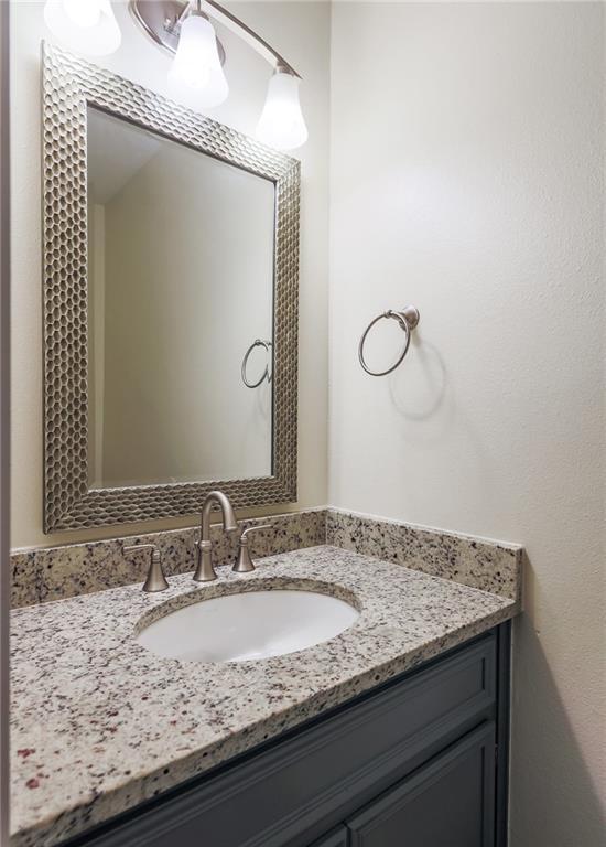 Building Photo - 1938 Holly Hill Dr