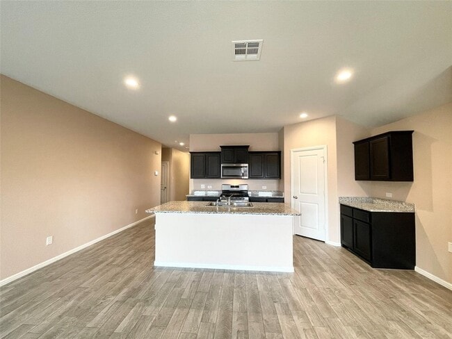 Building Photo - 8921 Eagles Landing Dr