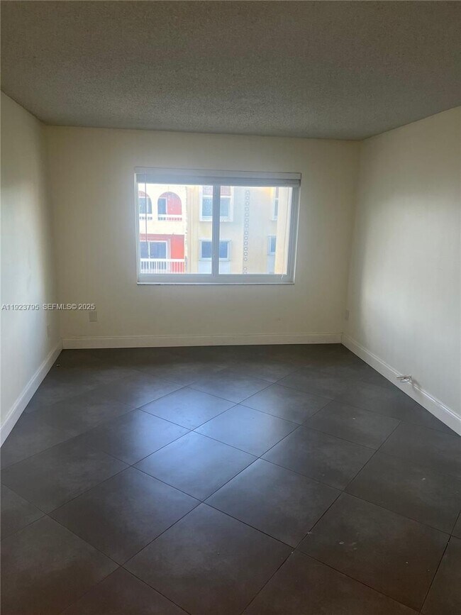 Building Photo - 7720 Camino Real