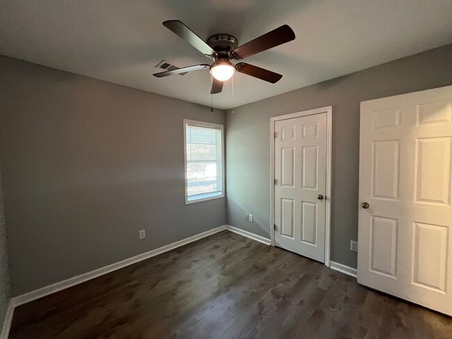 Building Photo - Beautiful Home Located Off Of Whitesville ...