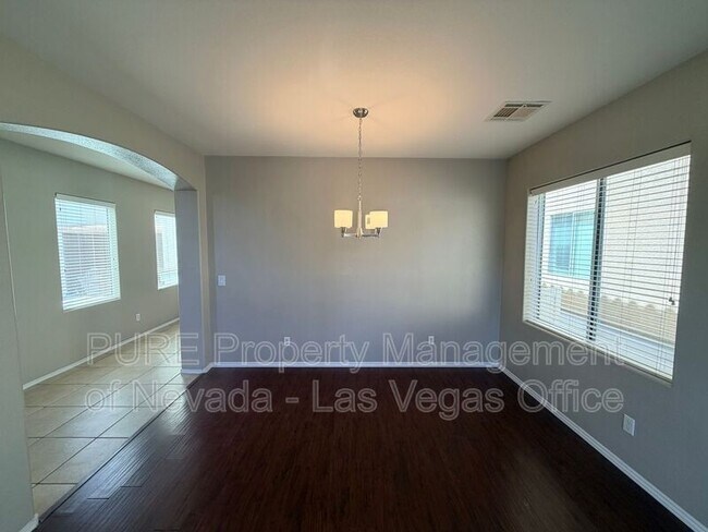 Building Photo - 4320 Laguna Garden Ave