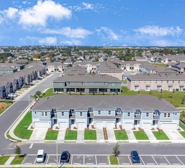 Building Photo - 2803 Maloof Dr