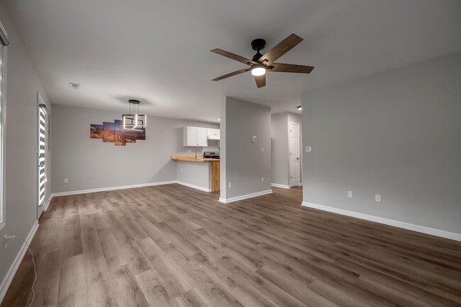 Building Photo - 242 Elkhorn Meadows Dr