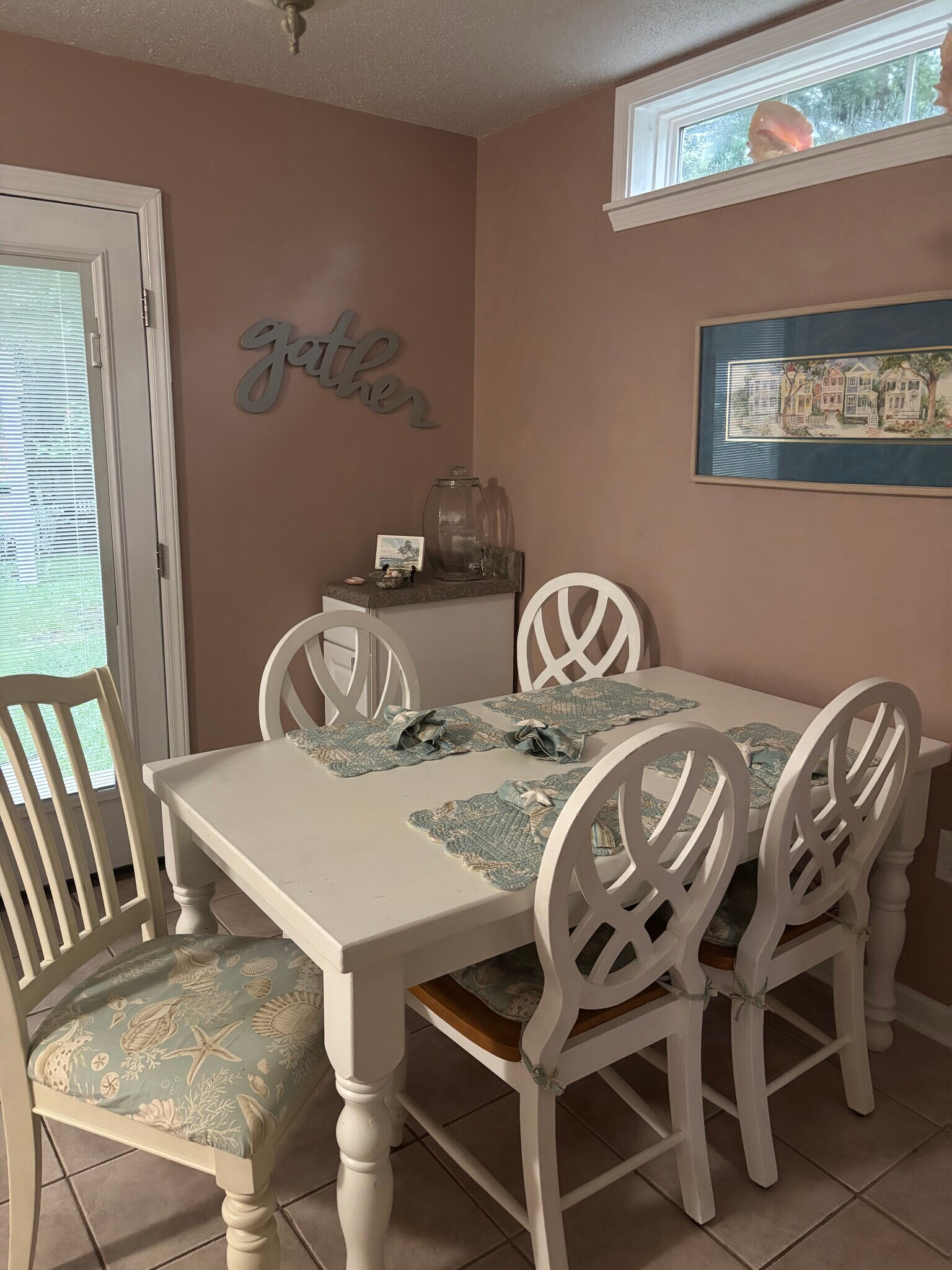 Dining area beside kitchen. - 614 4th Ave S