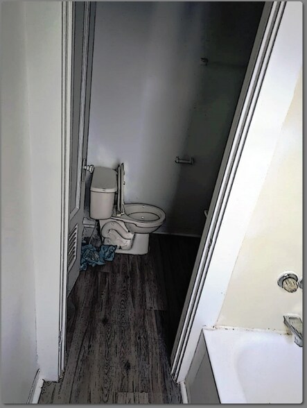 Building Photo - 364 Cleveland Ave