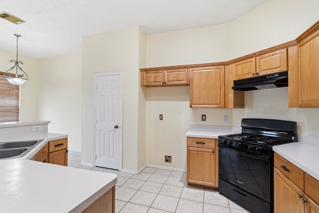 Building Photo - 21107 Stoney Haven Dr