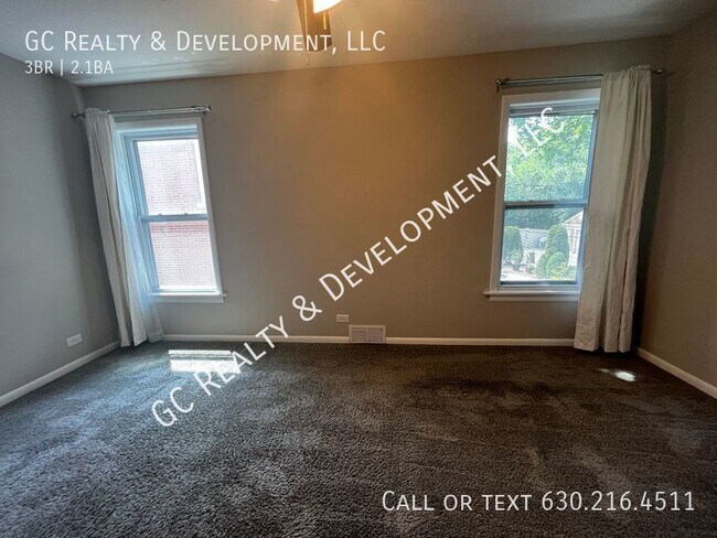 Building Photo - ***SINGLE FAMILY FLOSSMOOR HOME / 3 BDRM /...