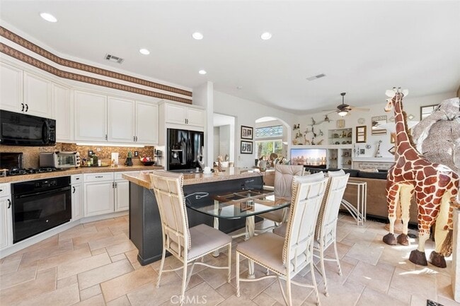 Building Photo - 5643 Willowmere Ln