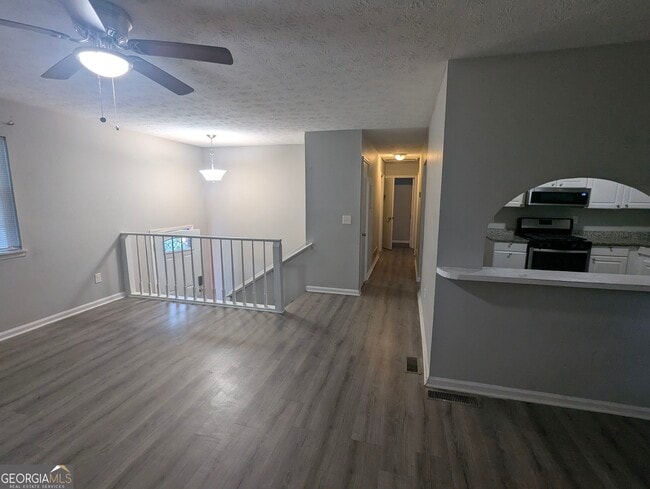 Building Photo - 2153 Cherokee Valley Cir