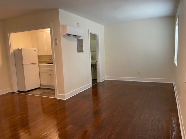 Great Layout - 400 S Ashland Ave