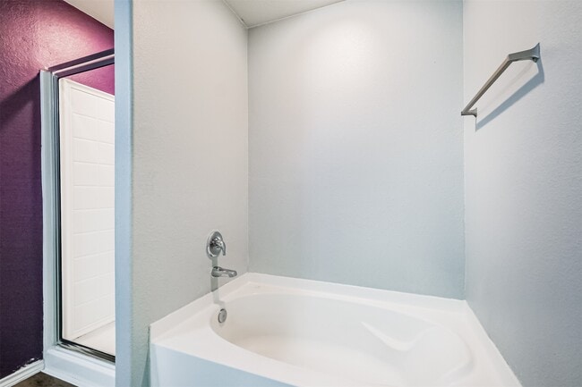 Building Photo - 20803 Remington Oaks Ct