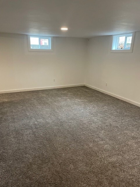 Building Photo - 2217 Elm St