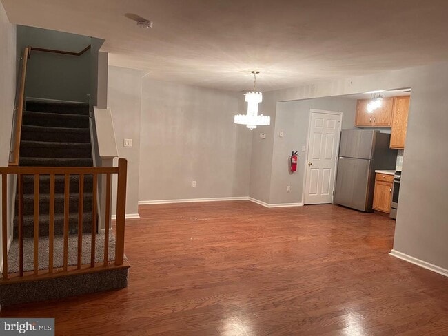 Building Photo - 5902 Coventry Way