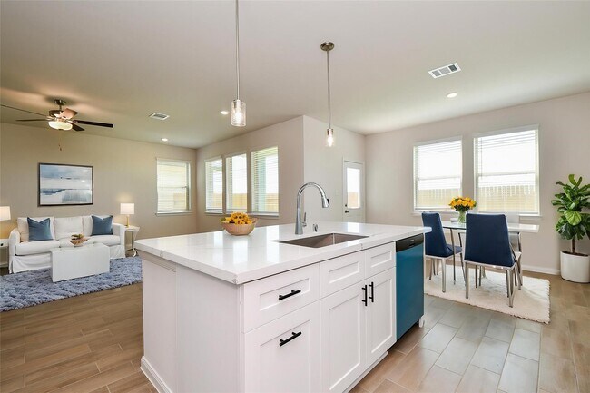 Building Photo - 21807 Ash Cypress Ct