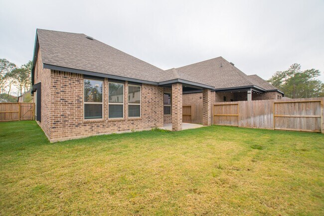 Building Photo - 7397 Mount Greylock Lp