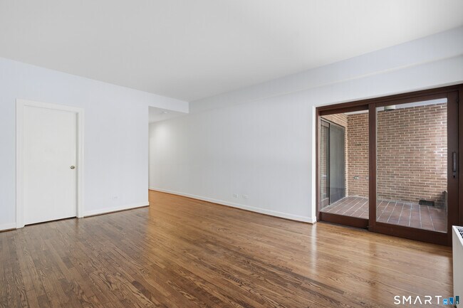 Building Photo - 1 Milbank Ave