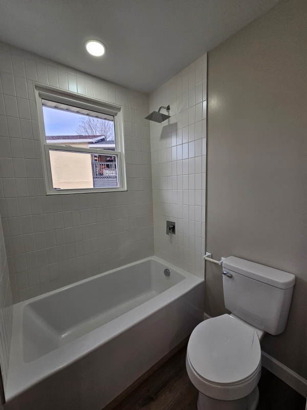 Building Photo - 4904 Sherman Oaks Dr