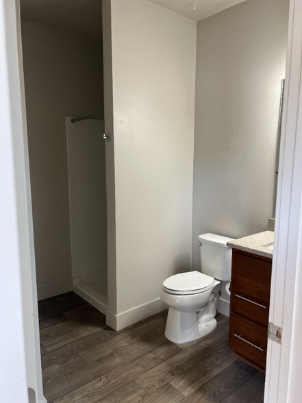 Building Photo - 3344 N Ladalia Dr