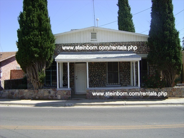 Primary Photo - Nice Home in Historic Downtown with Shared...