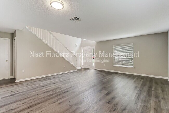 Building Photo - 172 King Arthur Ct