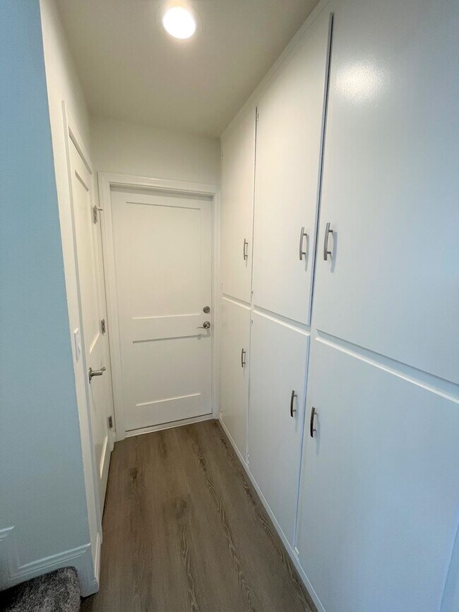 Building Photo - Oxnard Shores- Completely Remodeled & Steps to the Sand!