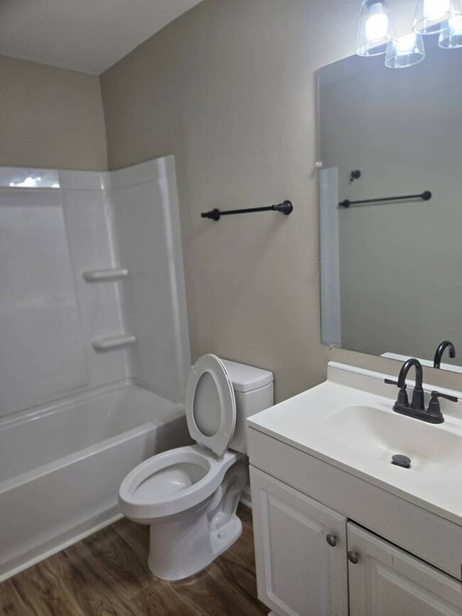 Building Photo - 123 Harmon Creek Dr