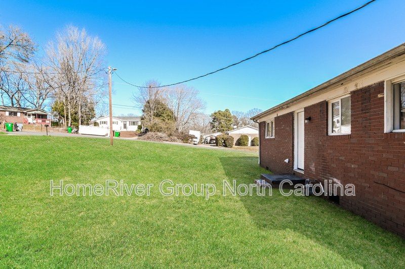 Building Photo - 9421 Feldbank Dr