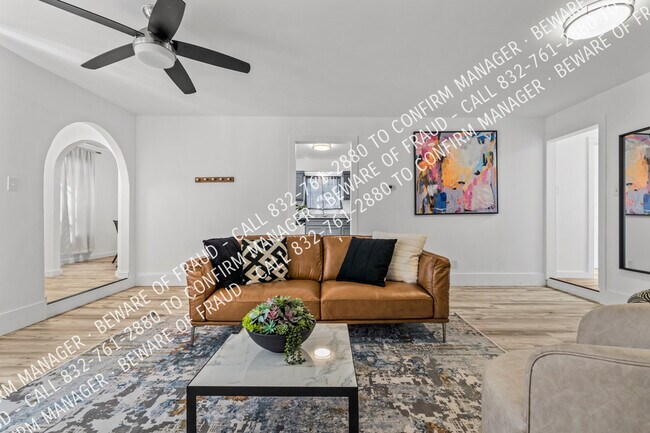 Building Photo - 12811 Pandora Dr