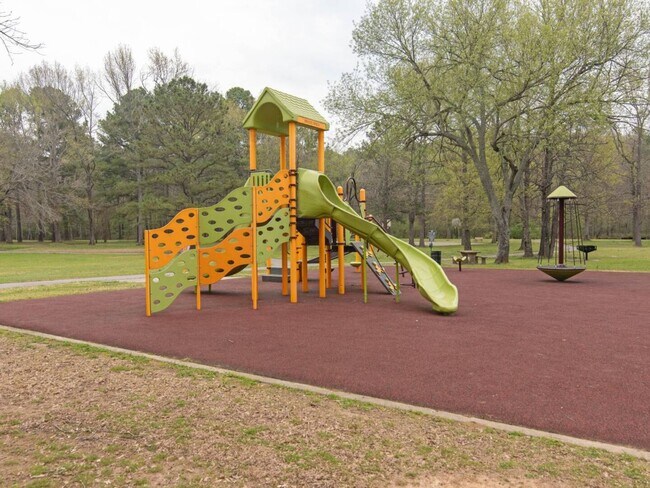 Building Photo - 5807 Pecan Lake Rd