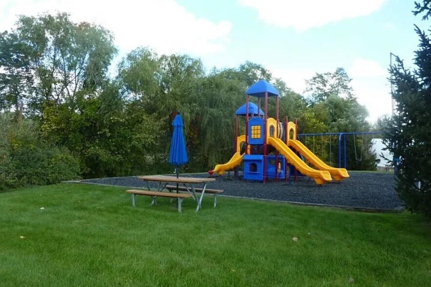 Building Photo - 104 Hudson Ct