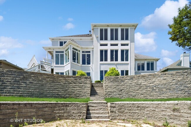Building Photo - 13161 Wood Duck Dr