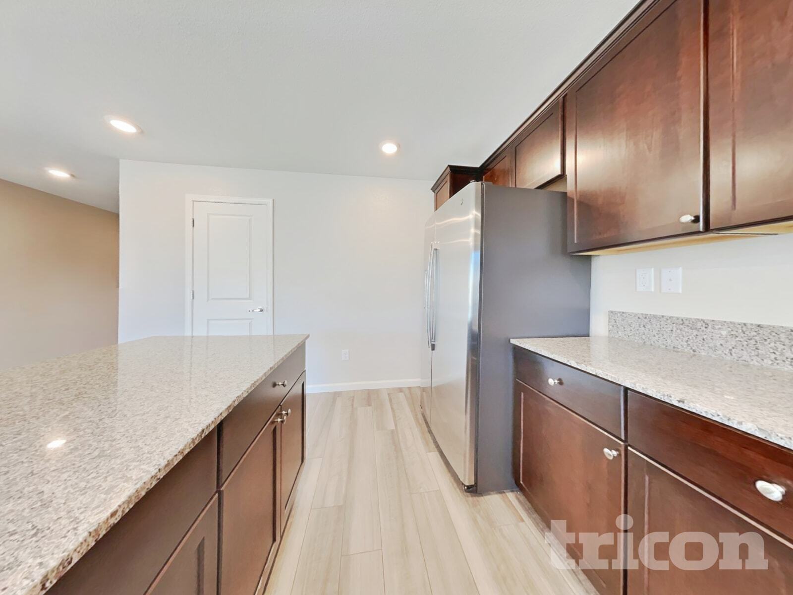 Building Photo - 8958 Elk Ravine Dr