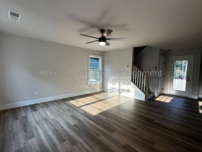 Building Photo - 2674 Fairlane Dr