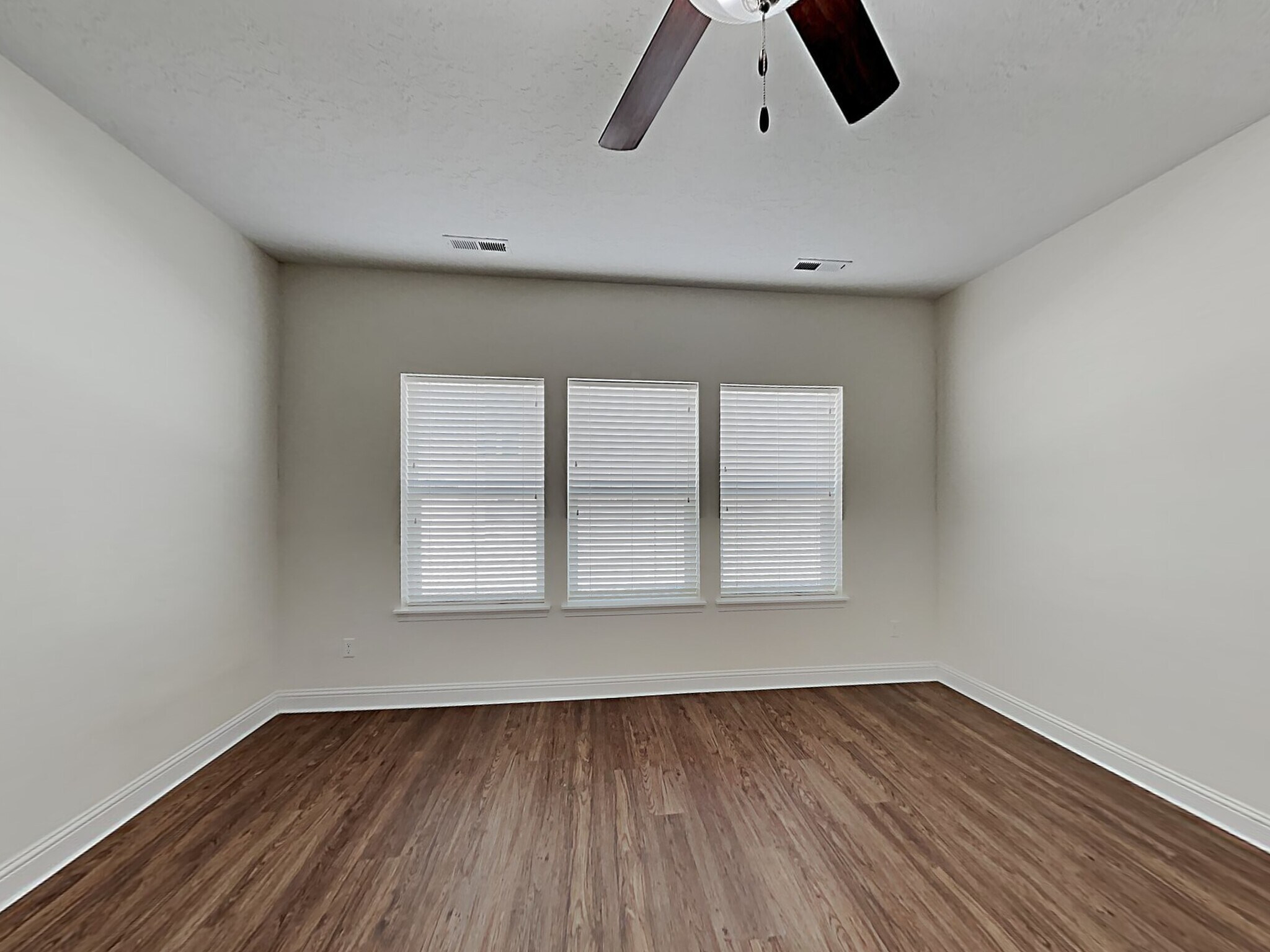 Building Photo - 63 S Lancaster Dr