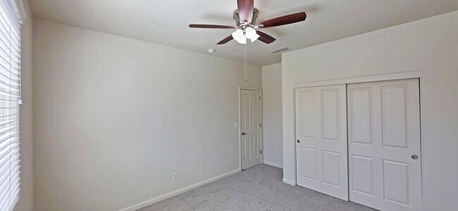 Building Photo - 845 Bronze Ln