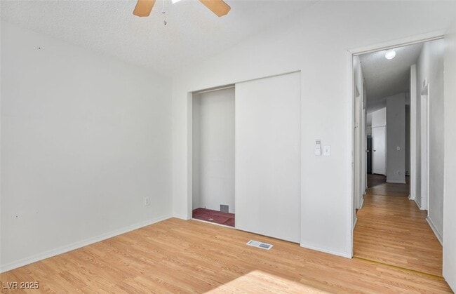 Building Photo - 4101 Paiute Blvd