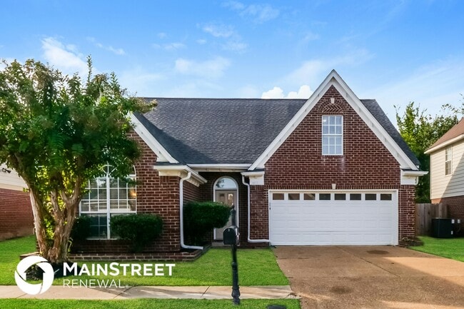 Building Photo - 4451 Lunsford Dr