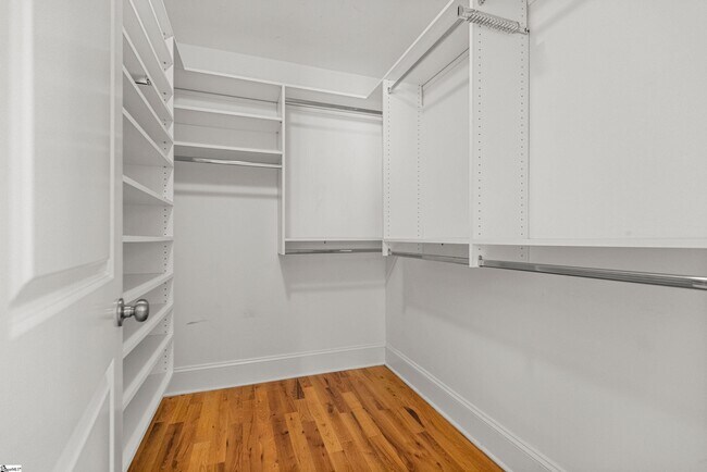 Building Photo - 309 Briarcliff Dr