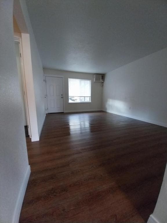 Building Photo - 444 NW D St