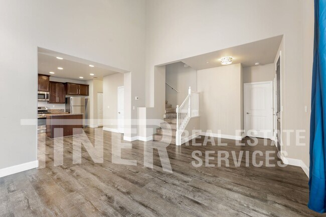 Building Photo - 1040 Matthews Run Way