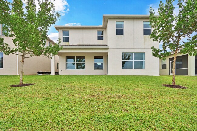 Building Photo - 1132 NW Demedici Rd