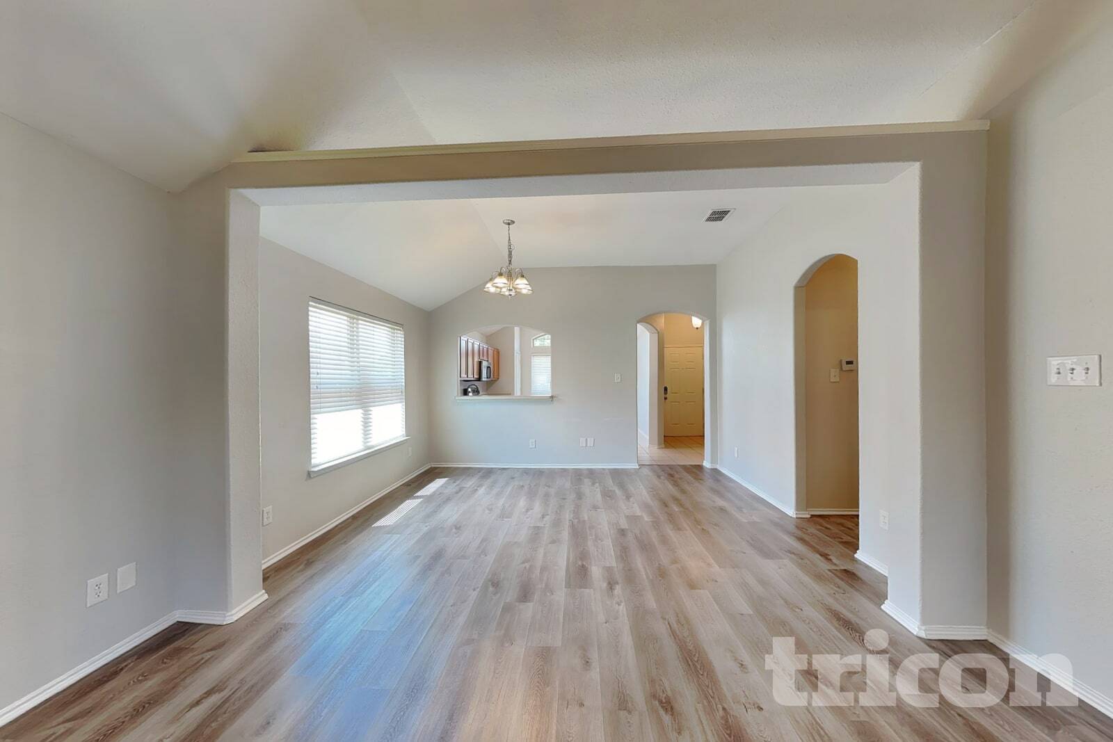 Building Photo - 304 Sardius Blvd