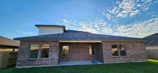 Building Photo - 3711 Jayci Lk Trce