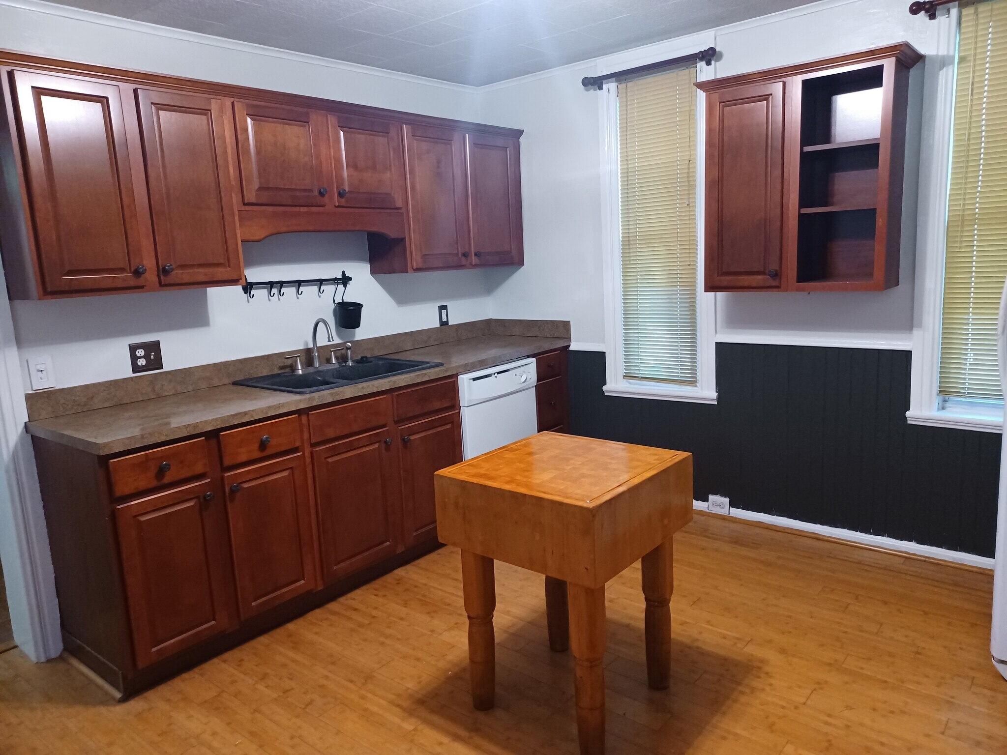 Kitchen 2 - 26 Cottage St